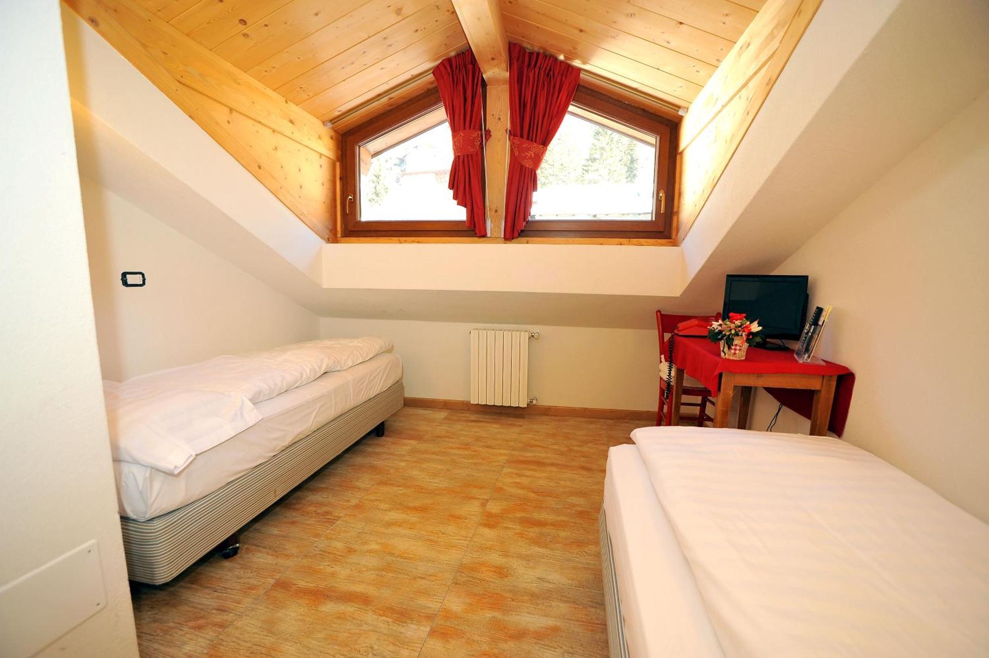 Albergo Stelvio Bormio Oda fotoğraf